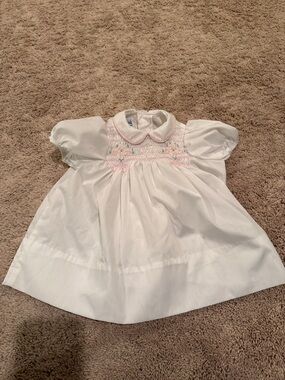 Vintage Polly Flinders White Smocked Puff-Sleeve Girls Dress